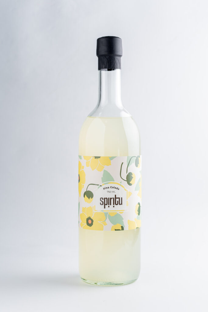קוקטייל Pina Colada - מתקתק ופירותי  750ML